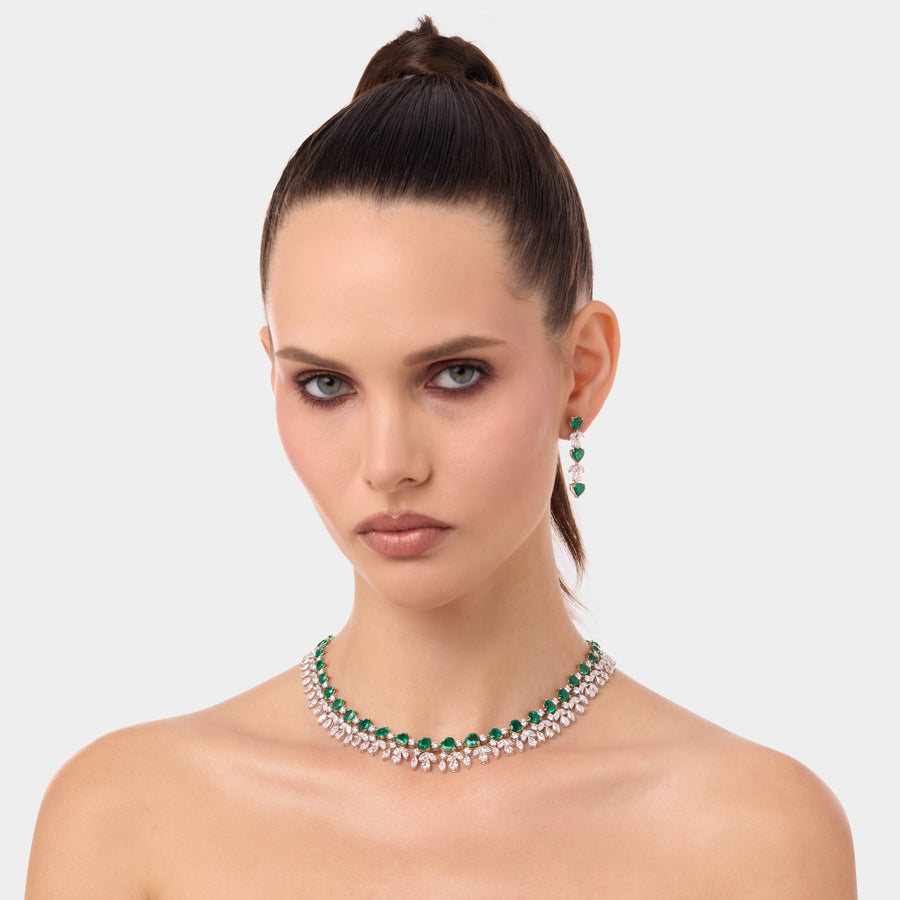 18K Exquisite Heart-Shaped Emerald Diamonds Earrings