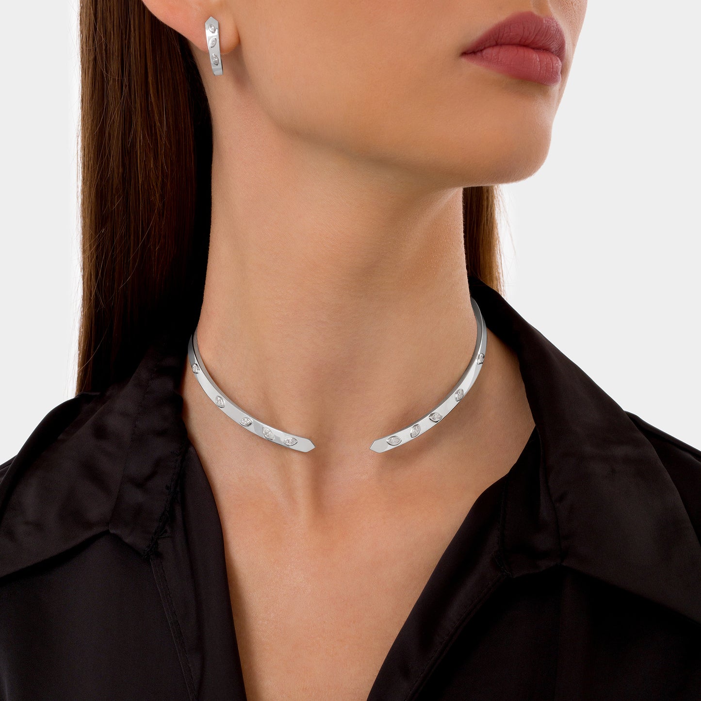 SYNERGY Choker Necklace