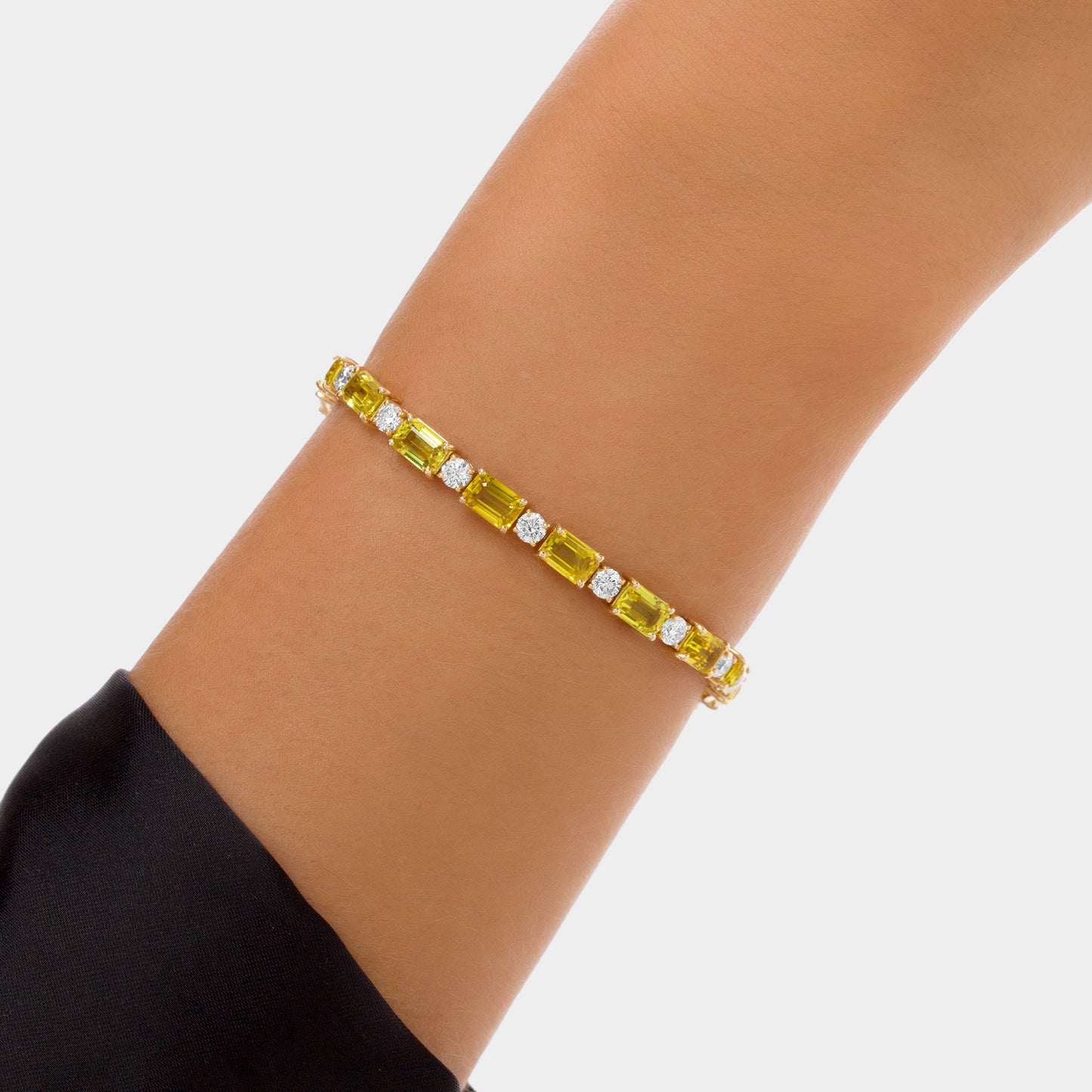 CLASSIX Tennis Bracelet